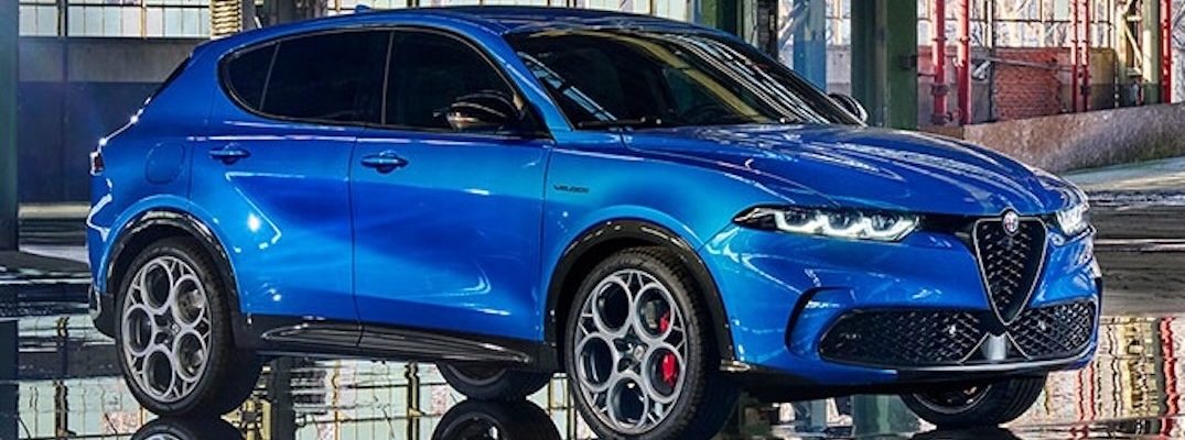 Exterior of a blue 2025 Alfa Romeo Tonale PHEV.