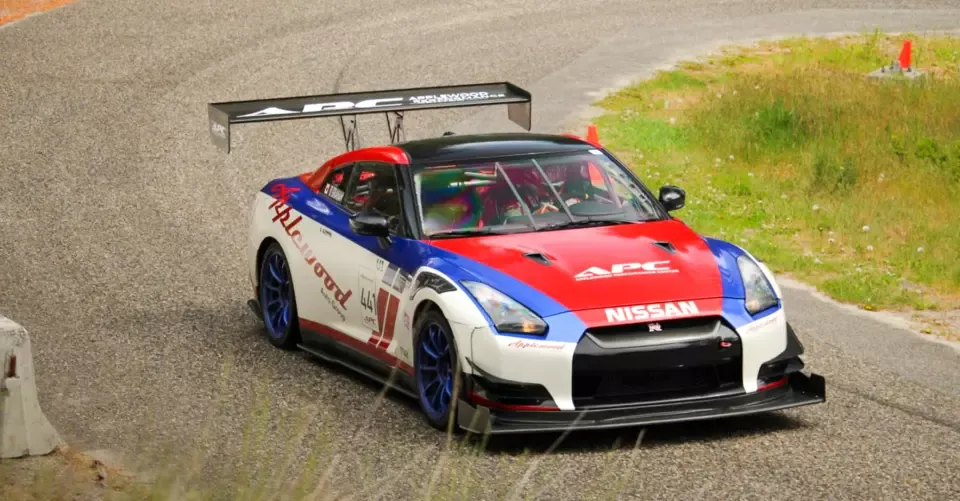 LIL RED NISSAN GT-R