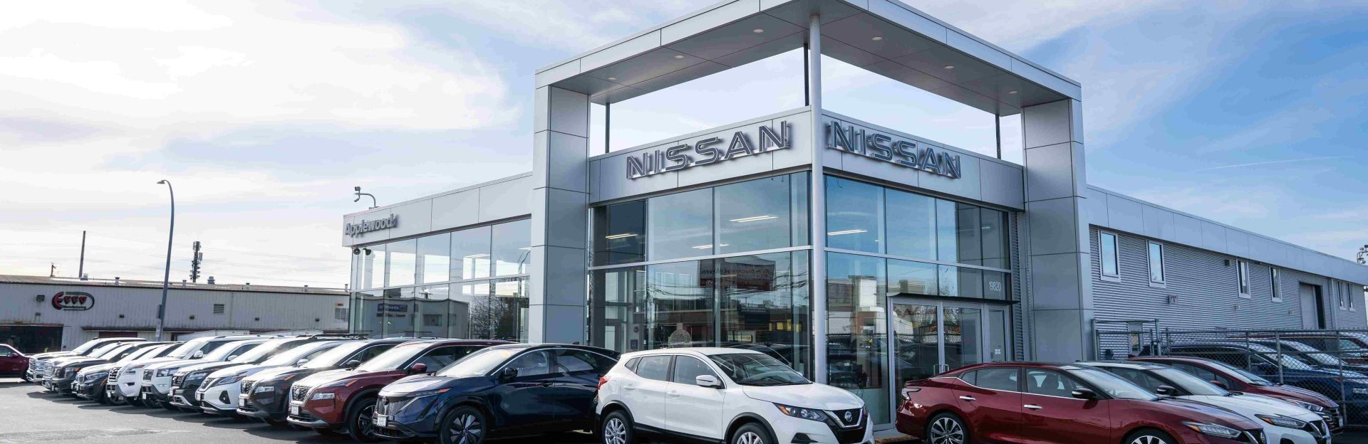 Meet the Expert Team at Applewood Nissan Langley