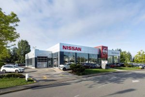 Meet the Expert Team at Applewood Nissan Richmond
