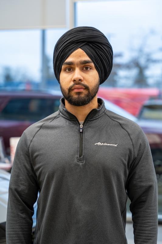 Dilraj  Dhaliwal  
