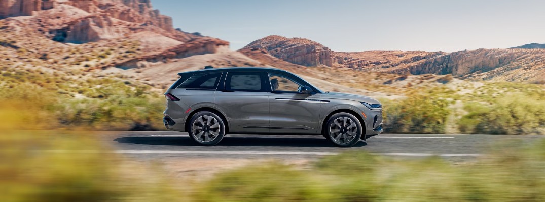 A photo of the 2026 Lincoln Nautilus on the road.