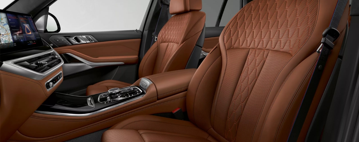 A Cabin Built Around Comfort and Technology