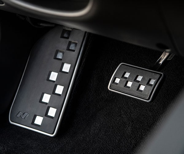 Brake Fluid Flush Service in Calgary, AB