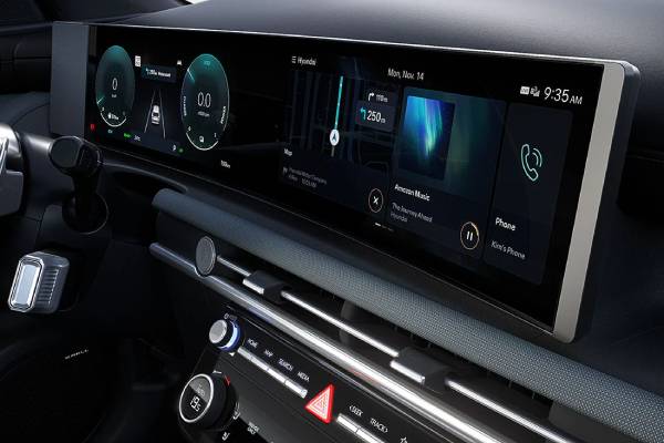 The infotainment and HVAC screens of a 2026 Hyundai Tucson. New 2026 Hyundai Tucson Infotainment Features at Calgary Hyundai in Calgary, AB