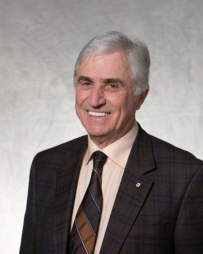 Gerry  Wood C.M.