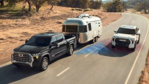 imgi_1_toyota-2026-features-safety-tundra-1794-midnight-black-metallic-towing-blind-spot-l
