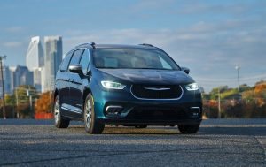 2023 Chrysler Pacifica Hybrid