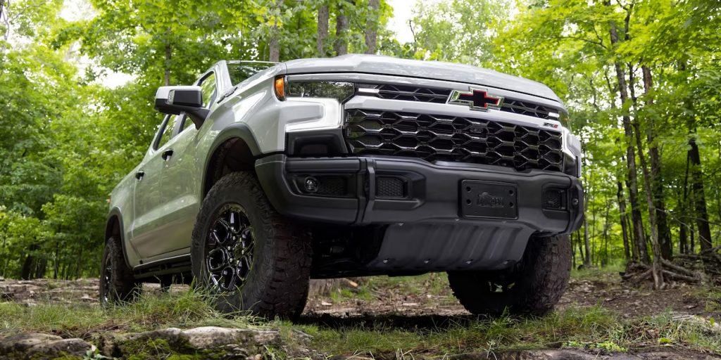 THE CHEVROLET SILVERADO 1500 @ COMPETITION CHEVROLET - Competition