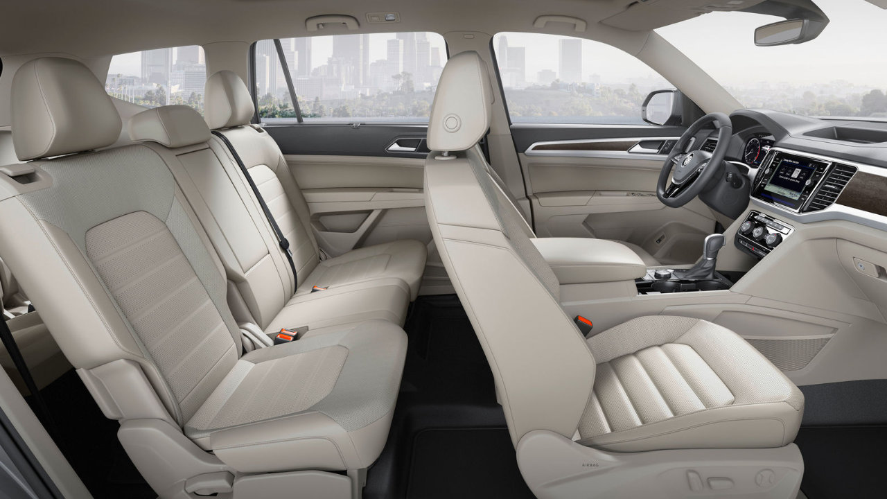 cockpit view of a 2023 VW Atlas