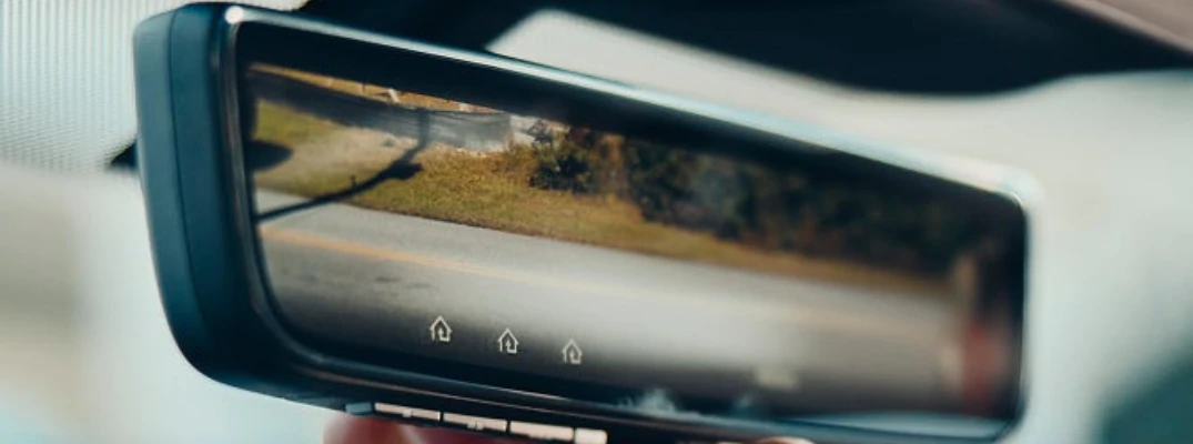 2026 Mitsubishi Outlander Digital Rearview Mirror