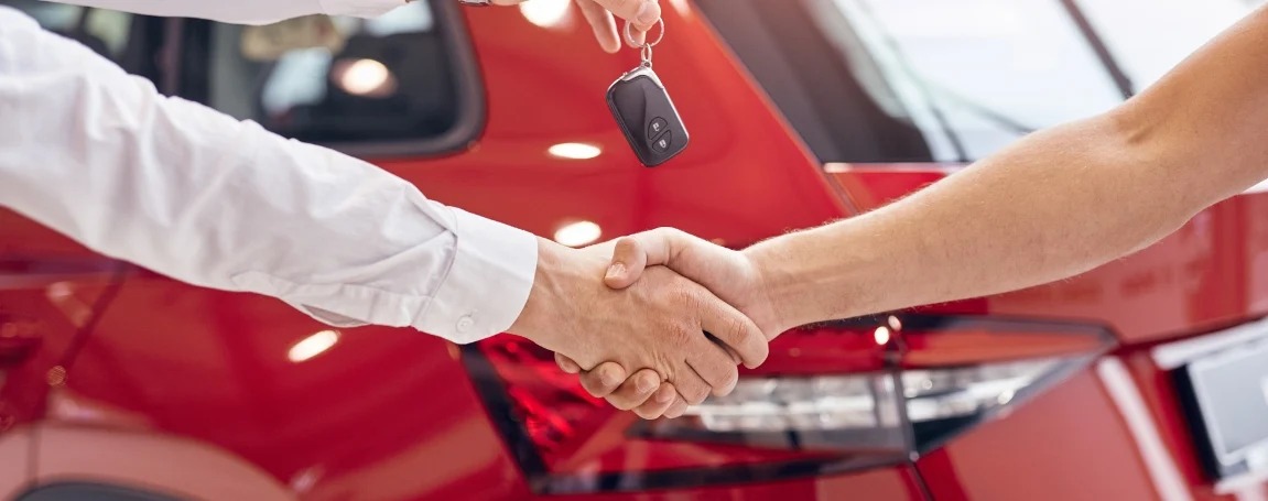 Pros and Cons of Buying a New Car
