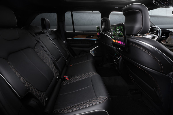 2026 Jeep Grand Cherokee in Toronto, ON