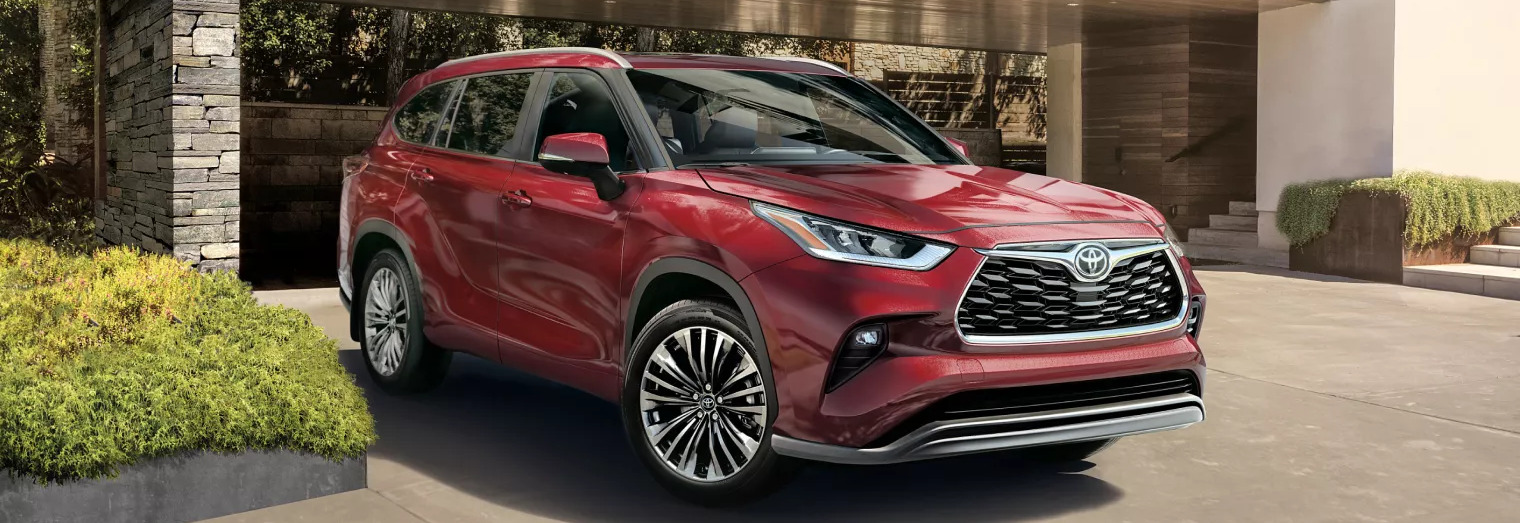 2026 Toyota Highlander in Toronto, ON