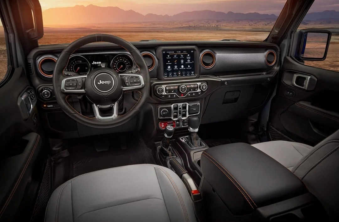 Interior | 2022 Jeep Gladiator Mojave