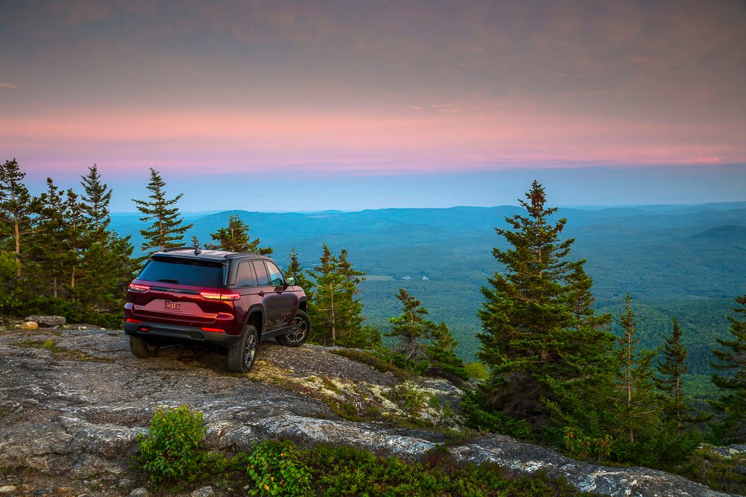 Jeep-Grand-Cherokee-Trailhawk-2022