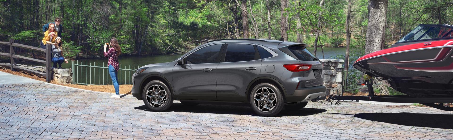 2026 Ford Escape PHEV vs. 2026 Kia Niro PHEV