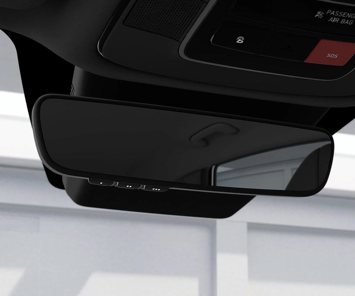 Auto-dimming mirror with Homelink.