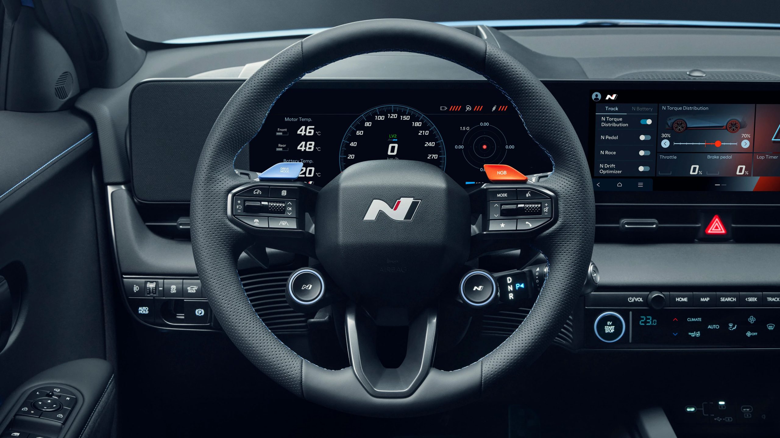 N Perforated leatherette wrapped steering wheel