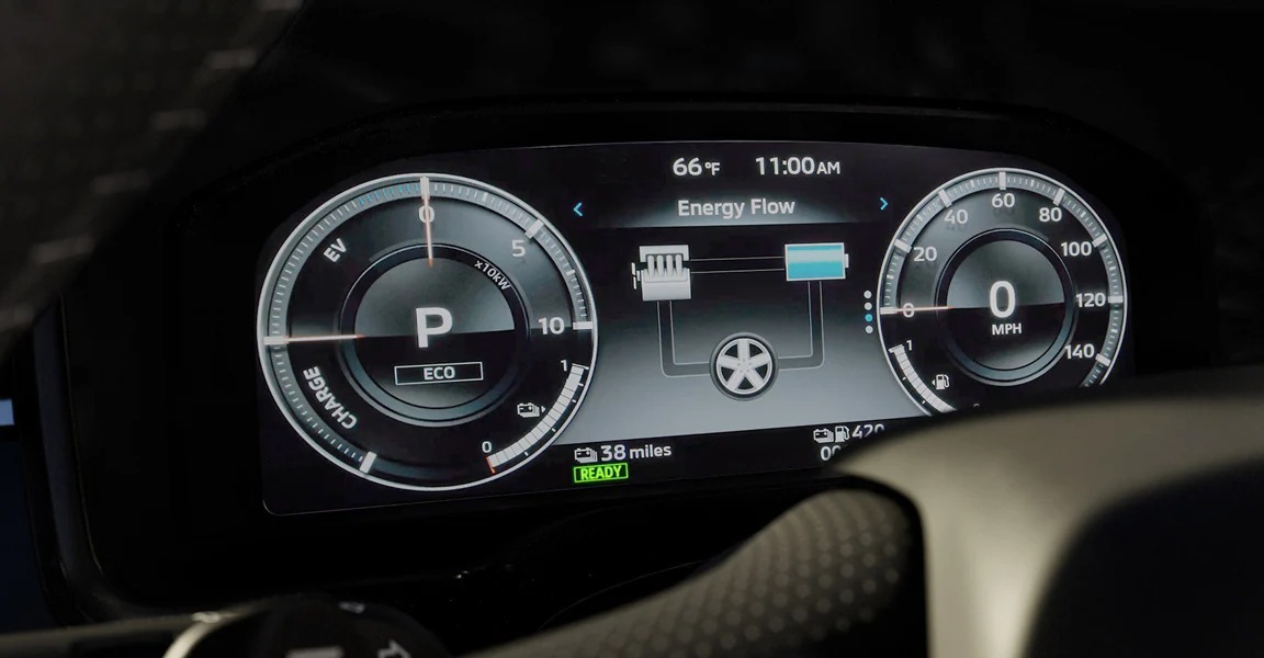 2026 Nissan Rogue PHEV driver display