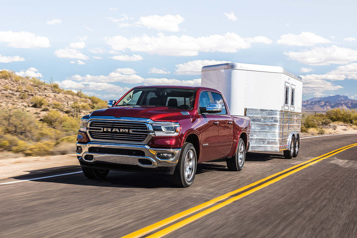 2023 Ram 1500 vs 2023 Chevrolet Silverado 1500