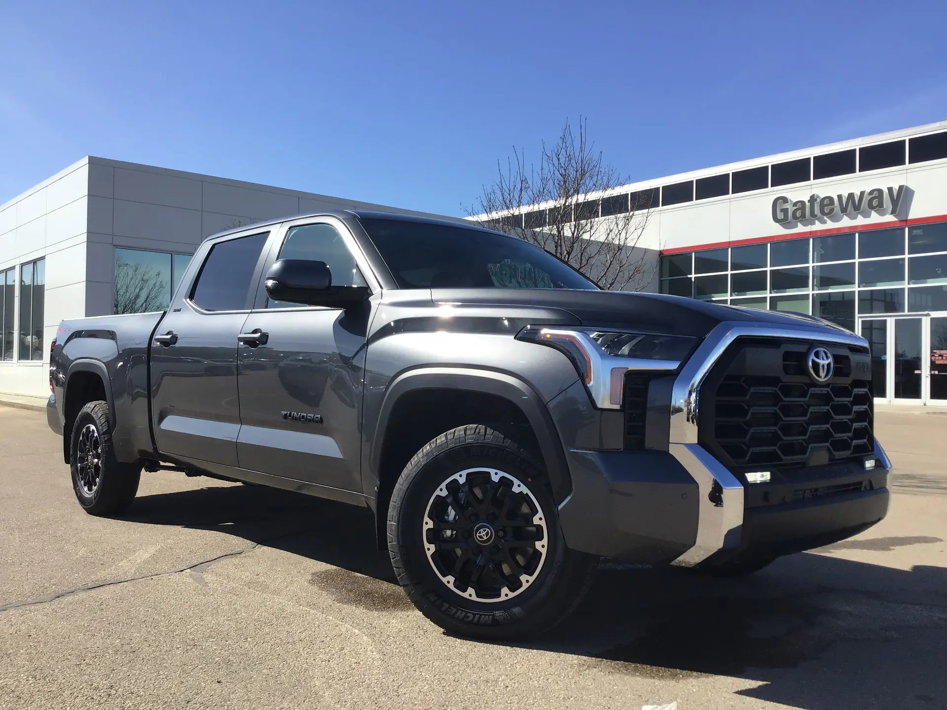 New 2026 Toyota Tundra 4x4 Crewmax SR5 Long Bed TRD Off Road Package