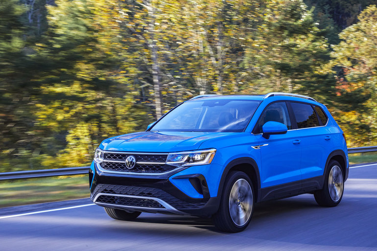 2023 Volkswagen Taos vs. 2023 Honda HRV Enhanced Efficiency and