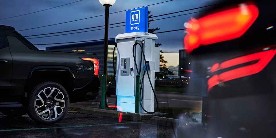 There is Nowhere to Charge an EV