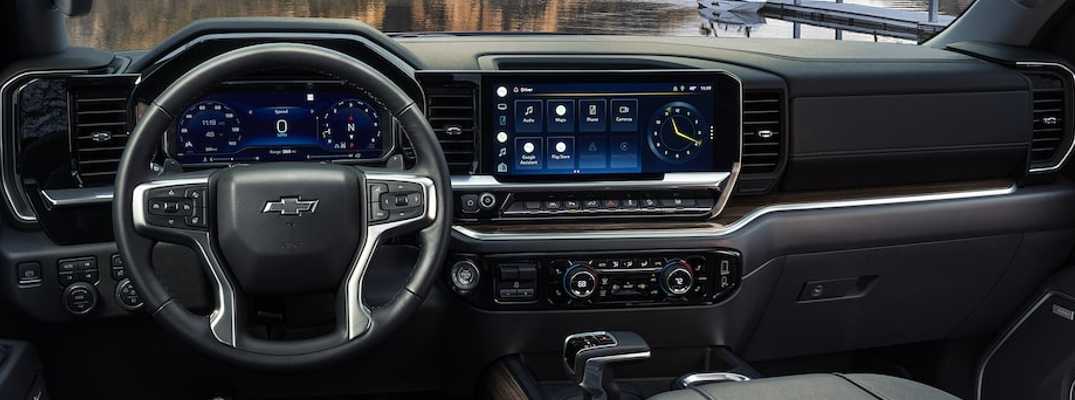 2024 Chevrolet Silverado 1500 interior dashboard