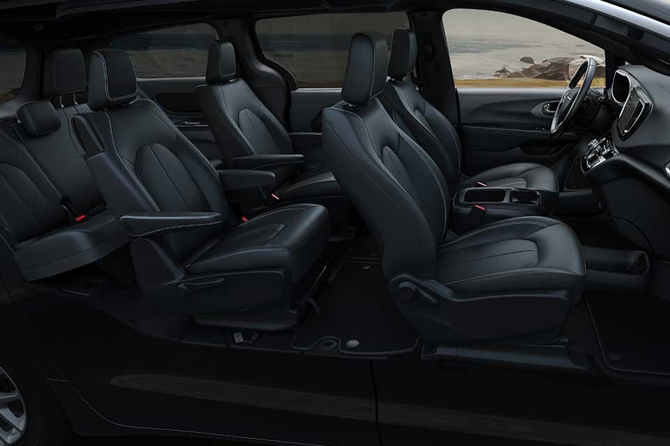 2026 Chrysler Grand Caravan seats