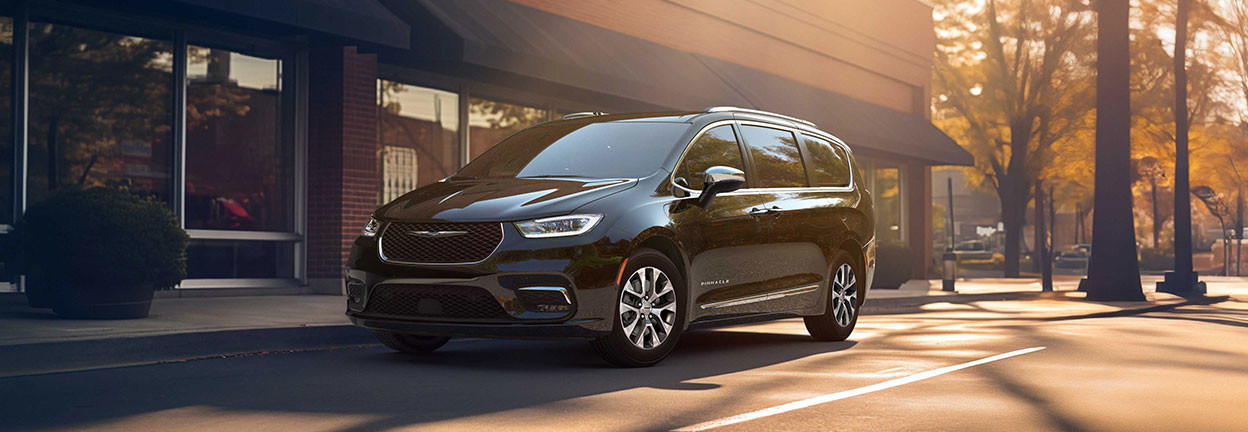 2026 Chrysler Pacifica & Pacifica PHEV in Hawkesbury, ON