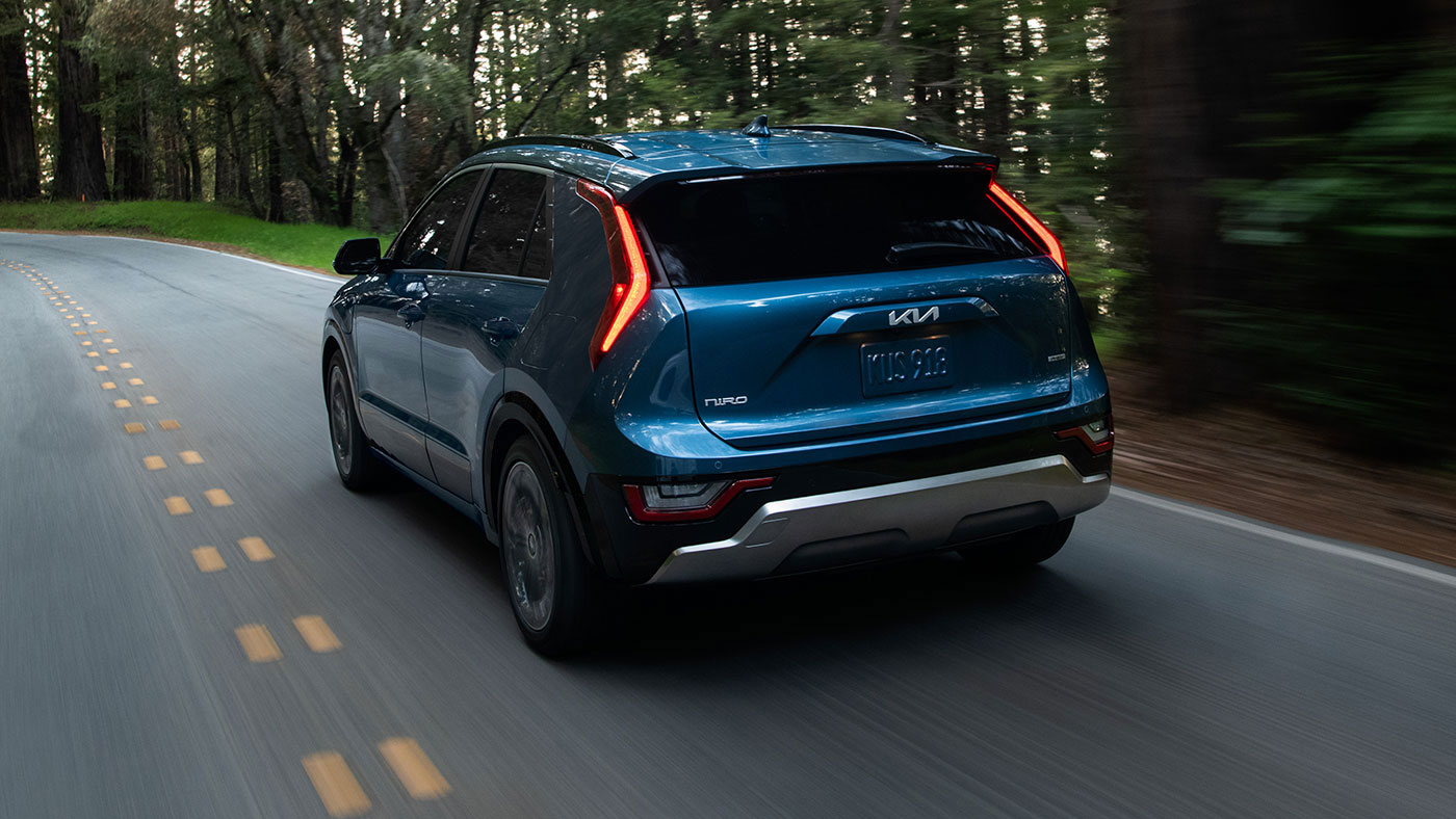 2026 Kia Niro PHEV rear view Winnipeg