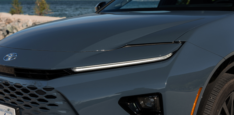 2026 Crown Signia outdoors | Kanata Toyota Electrified