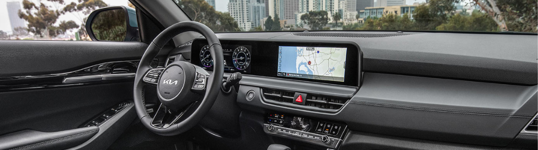 2025 Kia Seltos dashboard