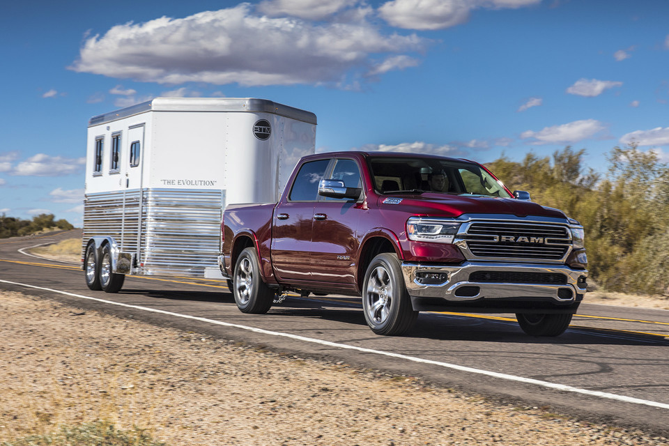 2022-ram-1500dt