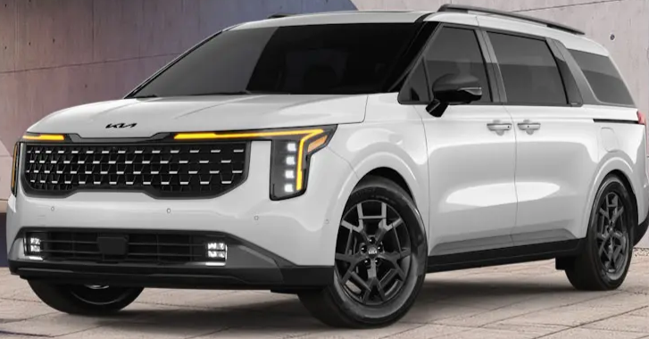 2026 Kia Carnival in white
