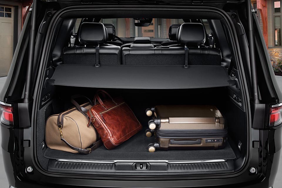 2025 Jeep Wagoneer Cargo Area in Embrun, ON