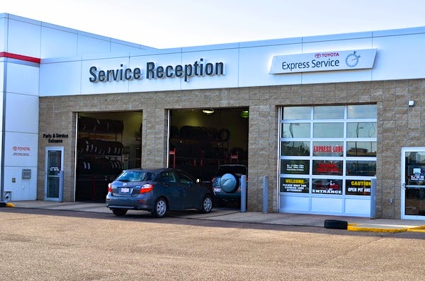 service-center-drive-thru (1)