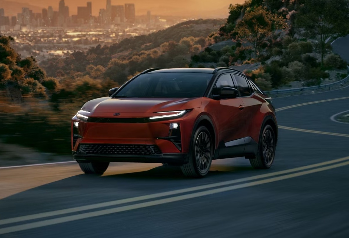 2026 Toyota C-HR in Lethbridge, AB