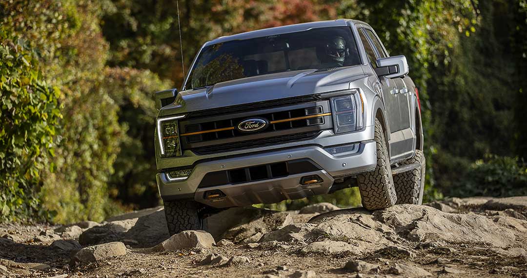 vue avant du Ford F-150 2021