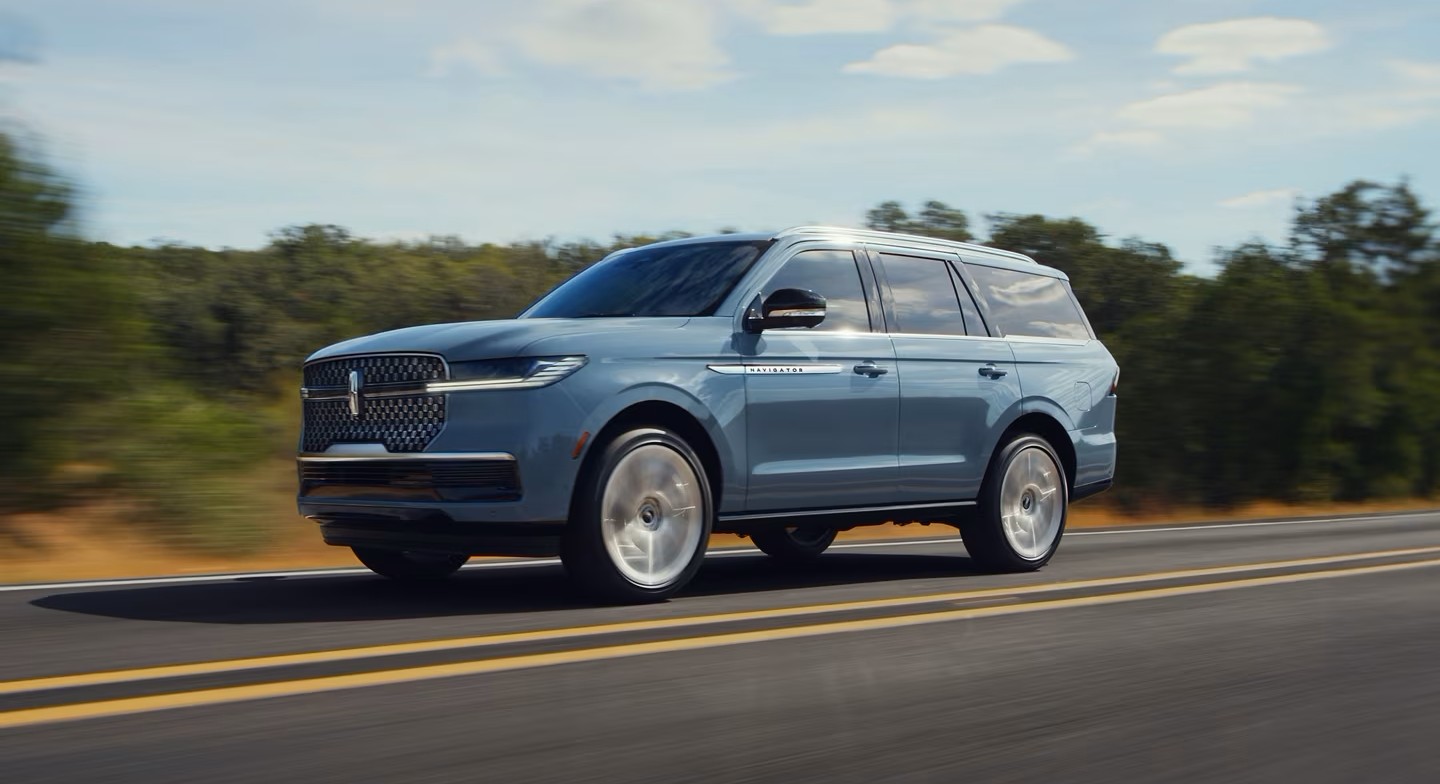 Lincoln Navigator Safety Features