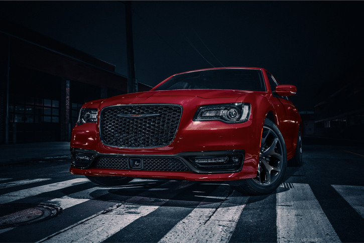 Chrysler 300 2016, Fiche technique