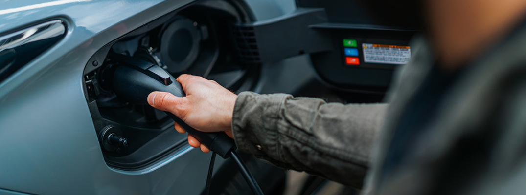 2026 Mitsubishi Outlander PHEV Charging