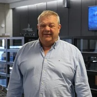 Leigh  Armstrong
