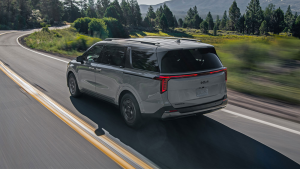 2027 Kia Carnival