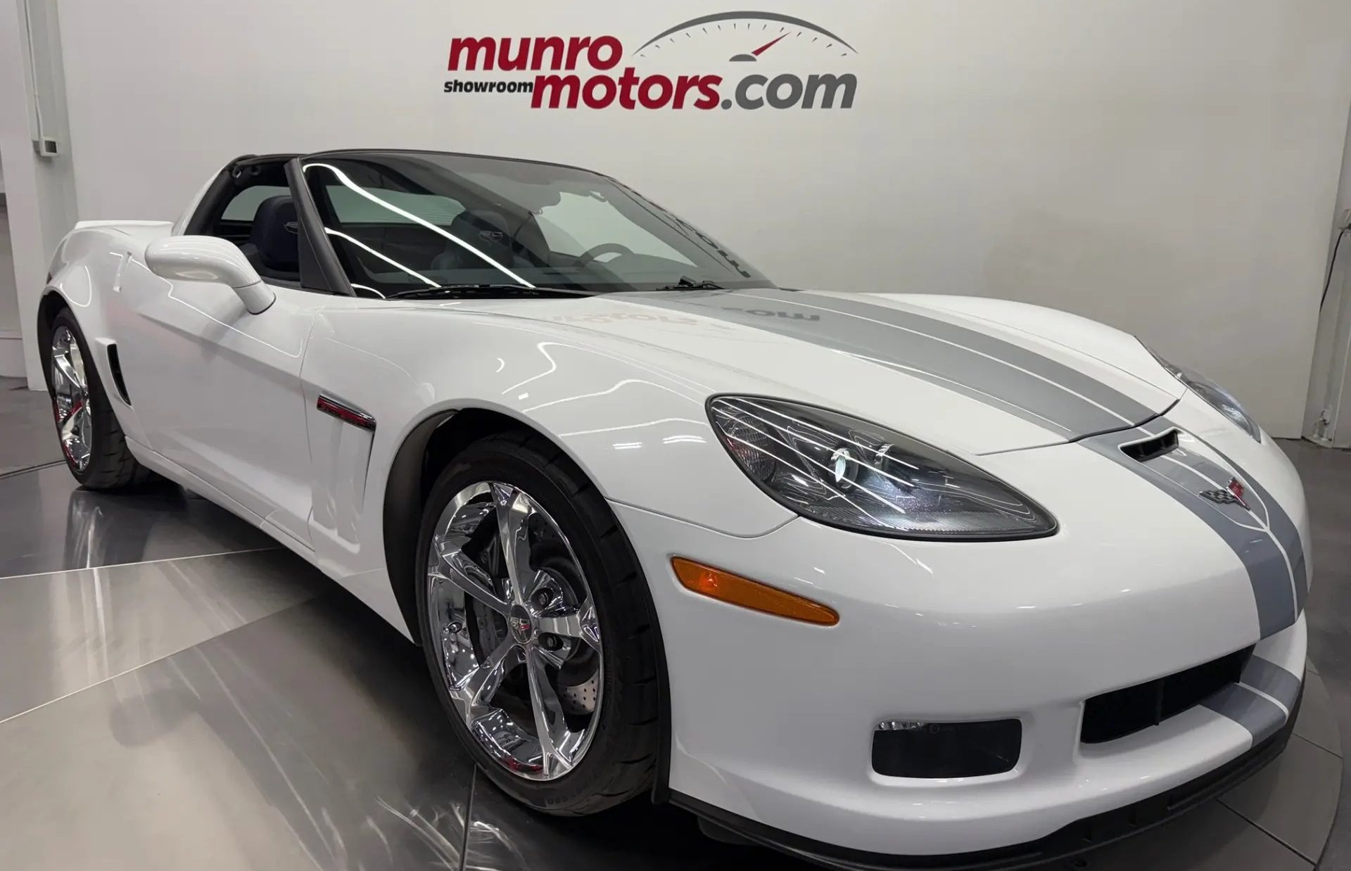 Front side view of 2013 Chevrolet Corvette Grand Sport