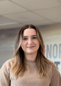 Nicole Tomaszek Nicole Tomaszek