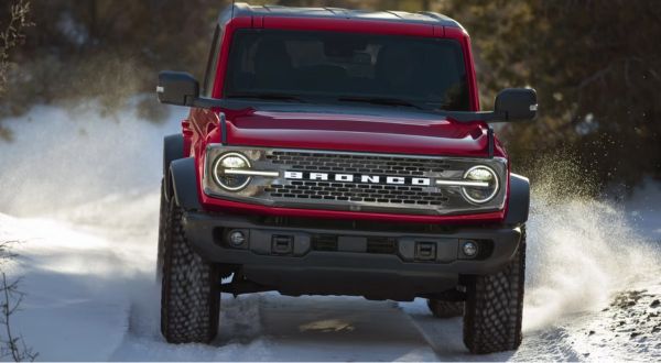 2025 Ford Bronco-Performance