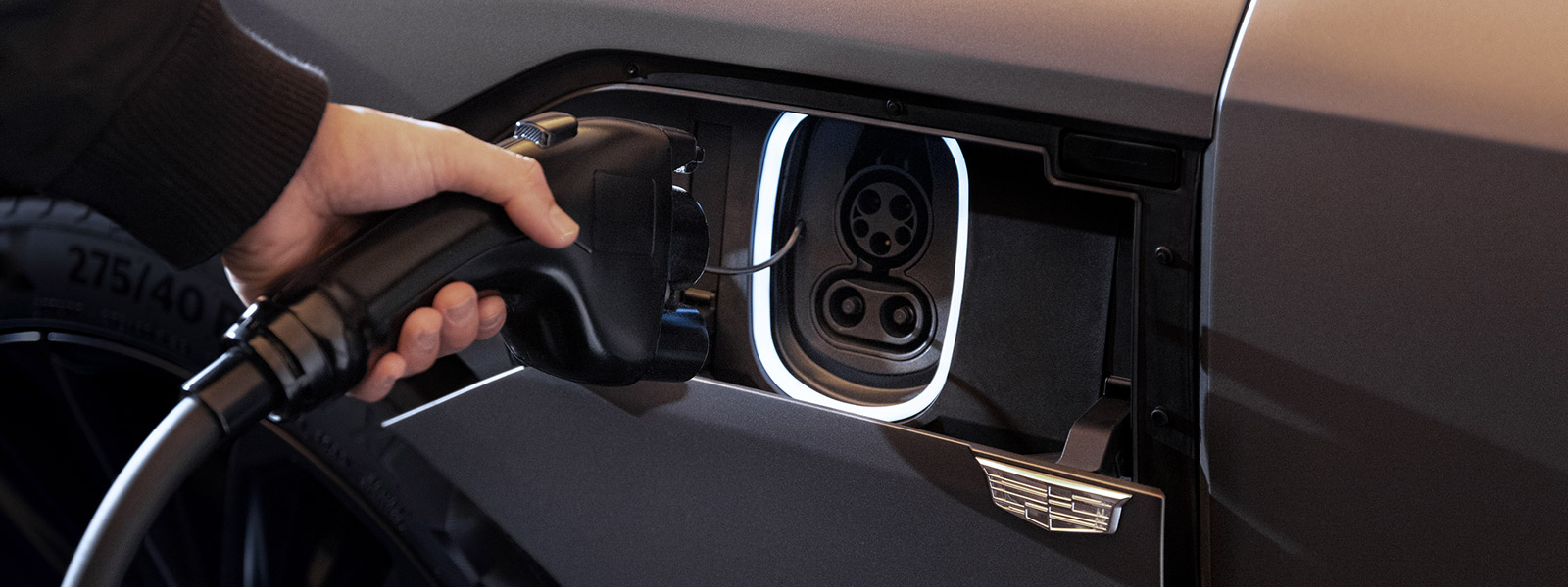 Lease or Finance New 2026 Cadillac LYRIQ-V Performance Midsize Luxury Electric SUV in Toronto Ontario