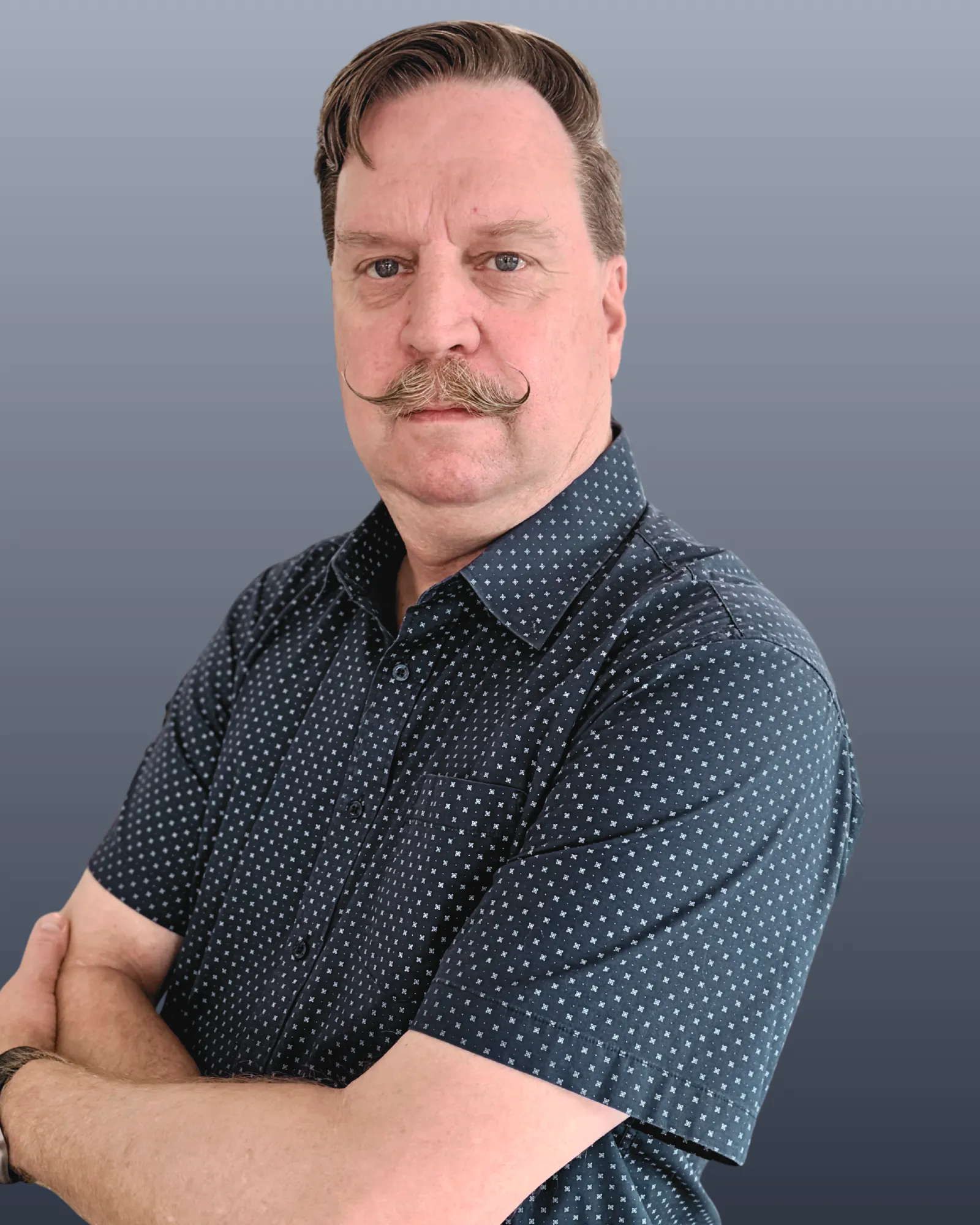 Mark  Bull